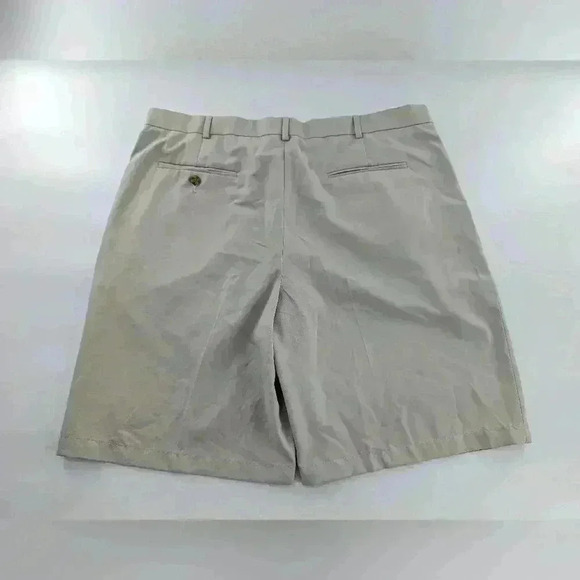 Pro Tour Golf Shorts Adult 40 Ivory Pleated Front Lightweight Men's 40 - Picture 12 of 13